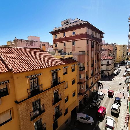 Genuar Apartments Malaga Center. Free Parking Kültér fotó