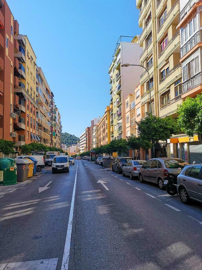 Genuar Apartments Malaga Center. Free Parking Kültér fotó