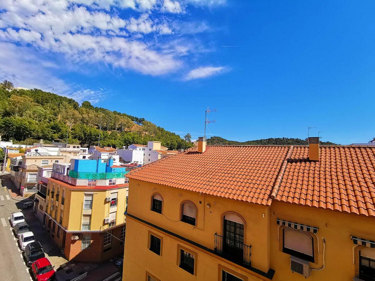 Genuar Apartments Malaga Center. Free Parking Kültér fotó