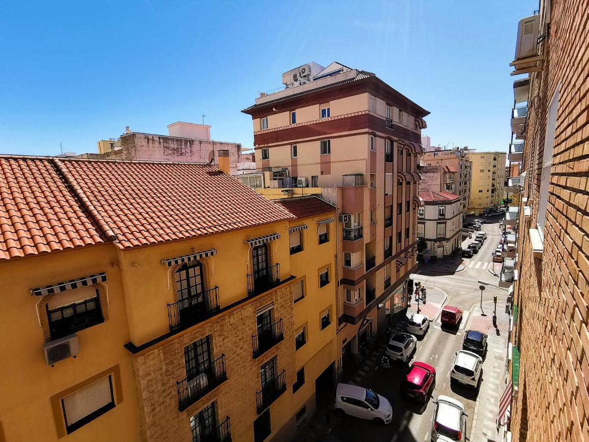 Genuar Apartments Malaga Center. Free Parking Kültér fotó